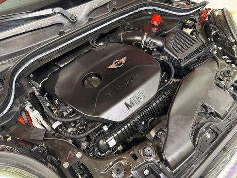 Used 2019 MINI Cooper S w/ Premium Package image 77