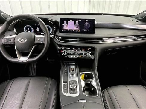 Certified 2025 INFINITI QX60 Luxe w/ Black Edition image 16