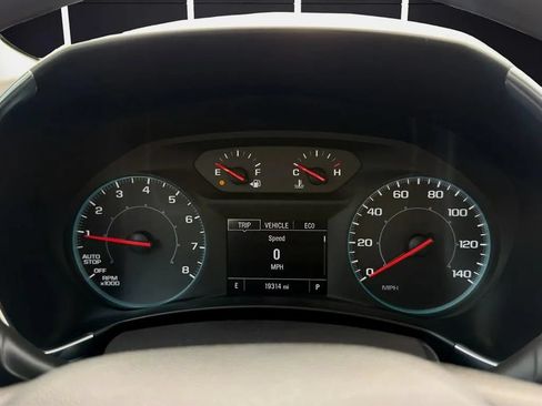 Used 2024 Chevrolet Equinox LS w/ Driver Confidence II Package FWD image 17