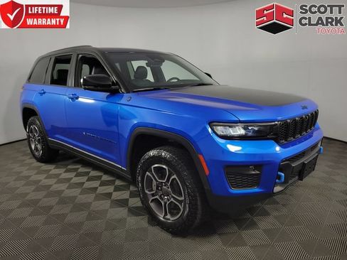 Used 2023 Jeep Grand Cherokee Trailhawk AWD/4WD image 1