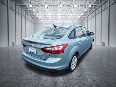 Used 2012 Ford Focus SE FWD image 5