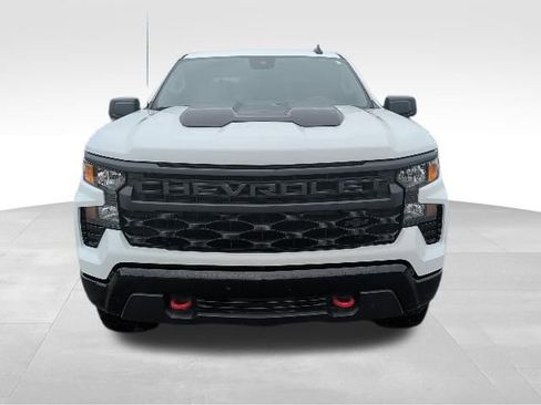 Used 2025 Chevrolet Silverado 1500 Custom Trail Boss w/ LPO, Dark Essentials Package AWD/4WD image 8