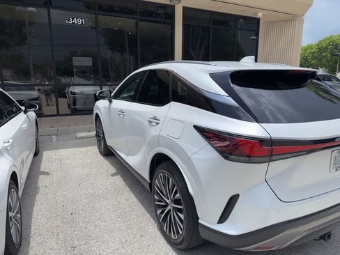 Used 2023 Lexus RX 350 Premium Plus w/ Cold Area Package AWD/4WD image 5