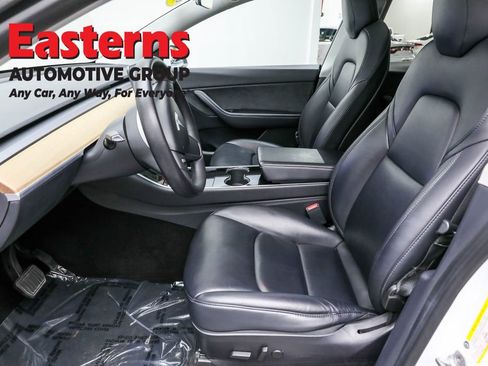 Used 2020 Tesla Model Y Performance image 14