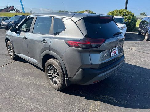 Used 2023 Nissan Rogue S AWD/4WD image 6