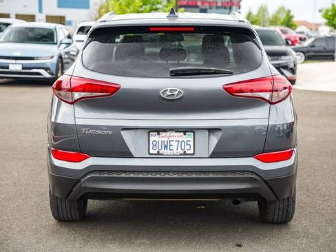Used 2018 Hyundai Tucson SEL image 4