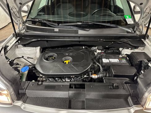 Used 2014 Kia Soul ! FWD image 27
