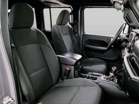 Used 2019 Jeep Wrangler Unlimited Sport S AWD/4WD image 7