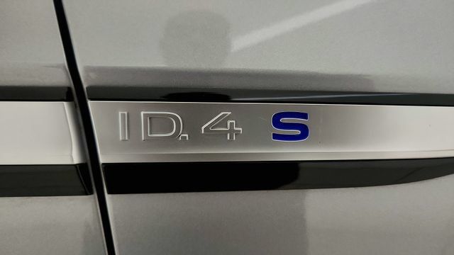 Used 2023 Volkswagen ID.4 S RWD image 33