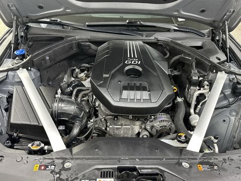 Used 2019 Genesis G70 2.0T Advanced image 31