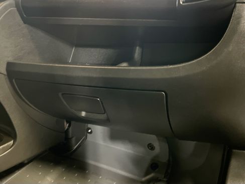 Used 2025 RAM ProMaster 2500 w/ Convenience Group FWD image 34