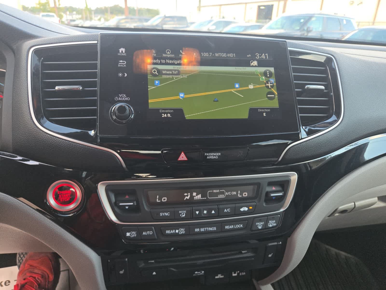 Used 2019 Honda Pilot Touring image 17