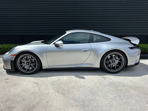 Certified 2026 Porsche 911 GT3 w/ Lightweight Package In Black RWD image 2