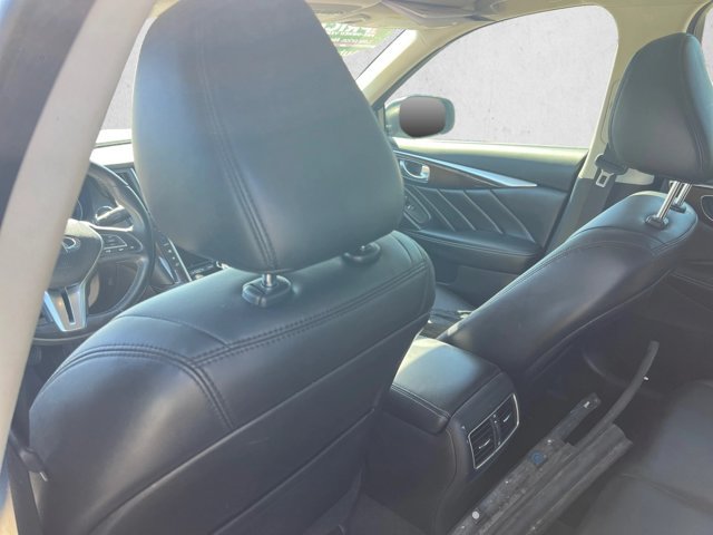Used 2018 INFINITI Q50 Luxe w/ Essential Package (3.0T Luxe) RWD image 18