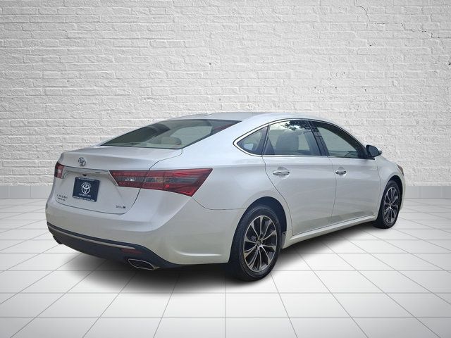 Used 2016 Toyota Avalon XLE Premium FWD image 6