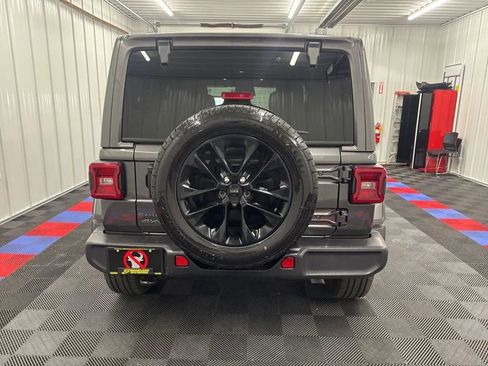 Used 2025 Jeep Wrangler Sahara 4xe image 4