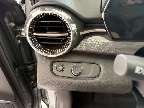 New 2026 Chevrolet Trax ACTIV w/ Sunroof Package FWD image 6