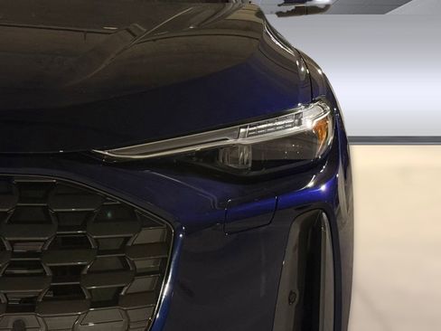 New 2025 Audi Q5 Premium Plus image 11