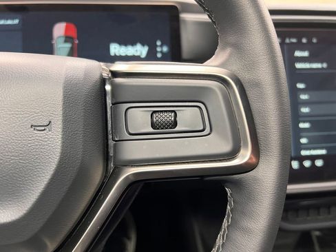 Used 2025 Rivian R1S Adventure AWD/4WD image 18