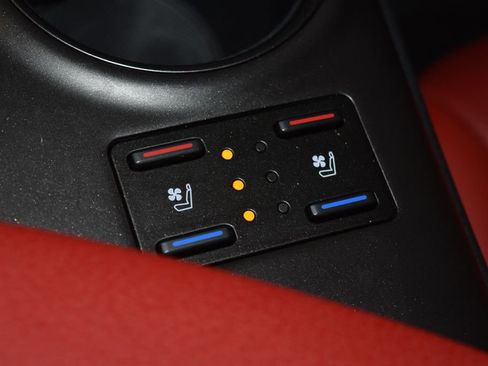 Used 2023 Toyota Camry XSE image 17