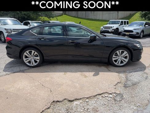 Used 2023 Acura TLX w/ Technology Package FWD image 4