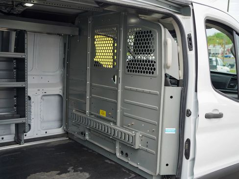 Used 2020 Ford Transit 250 Low Roof RWD image 17