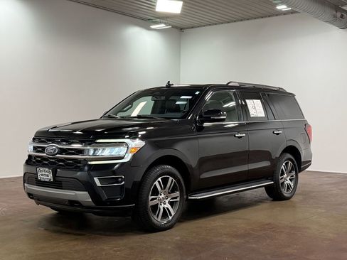 Used 2023 Ford Expedition Limited image 28