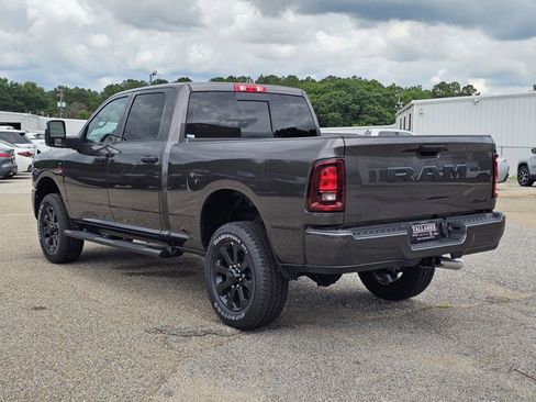 New 2026 RAM 2500 Tradesman AWD/4WD image 30