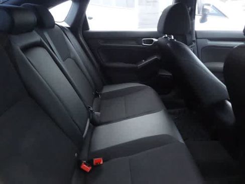 Used 2025 Honda Civic Sport image 12