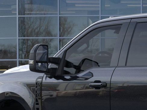 New 2026 Ford F250 Lariat w/ Black Appearance Package image 21