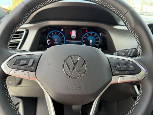 New 2026 Volkswagen Atlas Cross Sport SE image 27