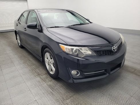 Used 2014 Toyota Camry SE image 13