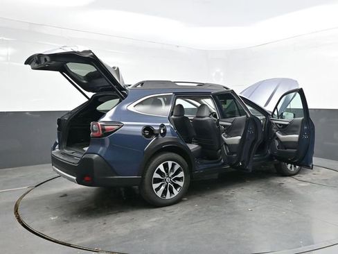 Used 2023 Subaru Outback Limited image 42