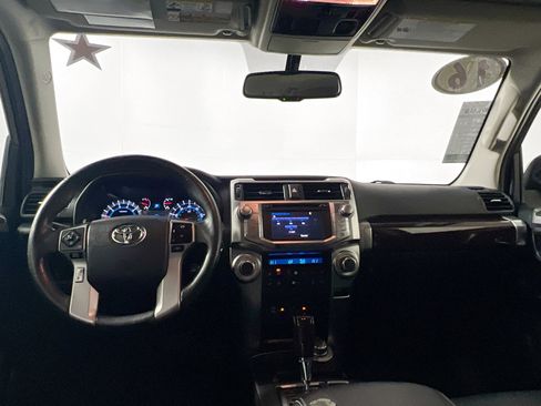 Used 2016 Toyota 4Runner Limited image 29