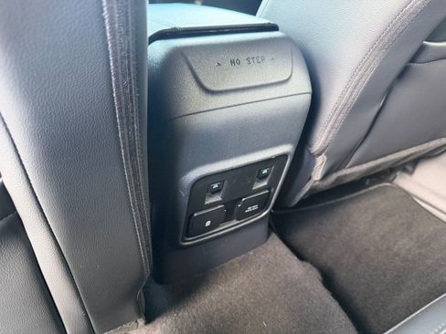 Used 2024 Ford Bronco Wildtrak AWD/4WD image 27
