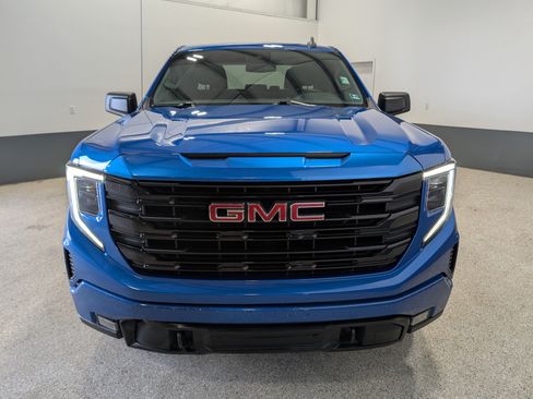 Used 2023 GMC Sierra 1500 Elevation AWD/4WD image 8