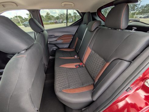 Used 2021 Nissan Kicks SR FWD image 14