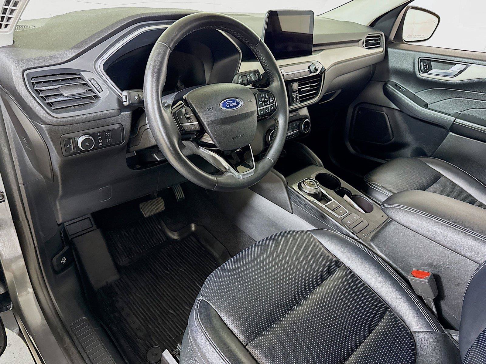 Used 2022 Ford Escape SEL w/ Technology Package AWD/4WD image 7