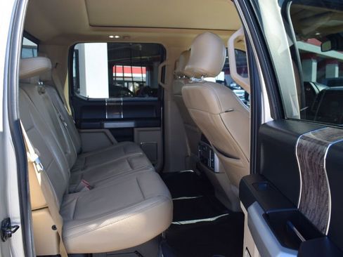 Used 2017 Ford F250 Lariat w/ Lariat Ultimate Package image 13
