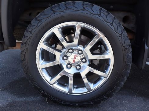 Used 2015 GMC Sierra 1500 Denali w/ Driver Alert Package image 43