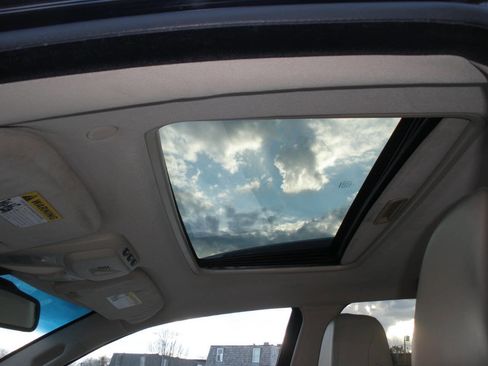 Used 2013 Volvo XC90 3.2 image 25