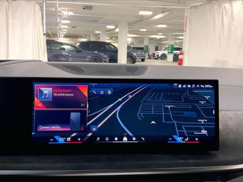 New 2026 BMW X5 xDrive50e w/ Executive Package image 18