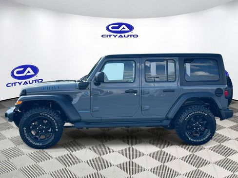 Used 2023 Jeep Wrangler Unlimited w/ Cold Weather Group AWD/4WD image 8