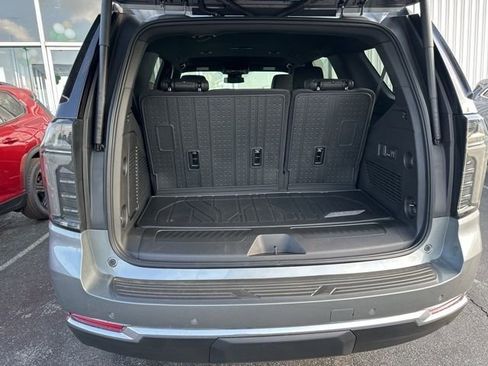 Used 2026 Chevrolet Tahoe LT w/ Comfort Package image 15