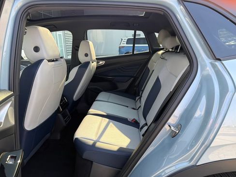 Certified 2024 Volkswagen ID.4 S RWD image 14