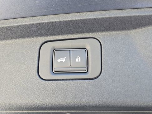 New 2026 Nissan Armada SL w/ Captain's Chari Seat Package image 13