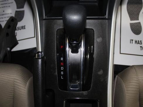 Used 2014 Honda Accord LX image 19