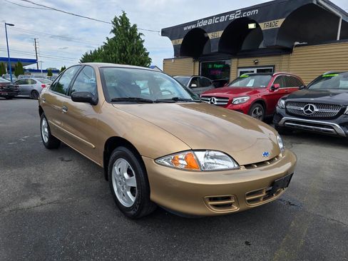 Used 2000 Chevrolet Cavalier LS w/ Preferred Equipment Group 2 FWD image 34