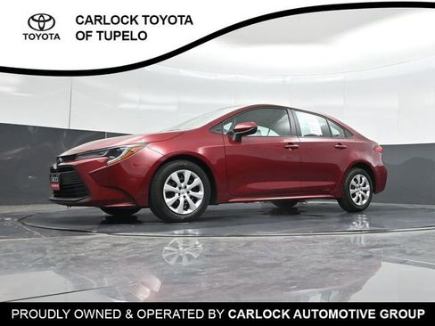 Used 2024 Toyota Corolla LE FWD image 43