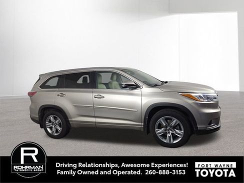 Used 2016 Toyota Highlander Limited image 5